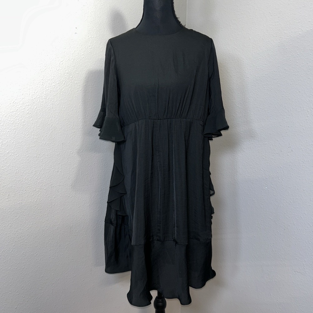 Who What Wear Knee-Length Dress Women's XS Black Polyester Ruffle Sleeves Classy